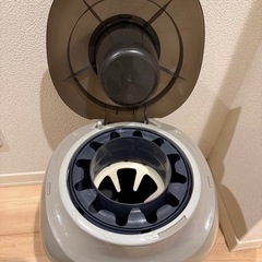 コンビ　オムツゴミ箱の画像