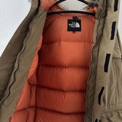 ザノースフェイス THE NORTH FACE MCMURDOダウンS カーキの画像