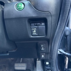 ★☆ すぐ乗れます‼️  平成２６年式　N-BOX ☆★の画像