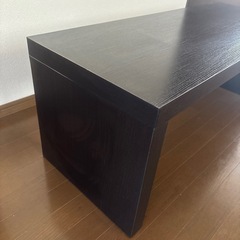 木製ローテーブルの画像