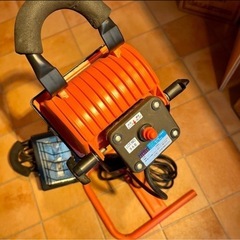 投光器(ライト×2.スタンド×1)の画像