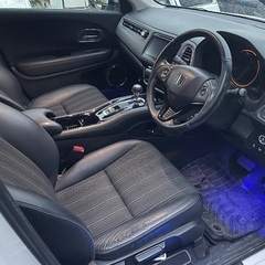 ヴェゼルハイブリッド　車検付きの画像