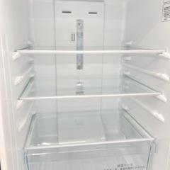 【トレファク高槻店】安心の6ヶ月間保証！取りに来れる方限定！Hisense（ハイセンス）の2ドア冷蔵庫のご紹介です！の画像