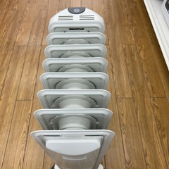 リユースのサカイ東金店 DeLonghi オイルヒーター TJ16813の画像