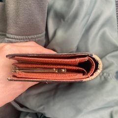 VUITTON財布の画像