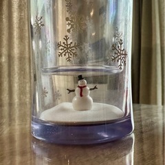 スターバックスのカップとタンブラーの画像