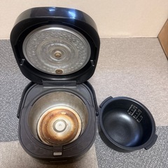 SHARP 炊飯器3合炊 
2018年製の画像