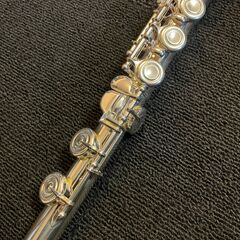 フルート　ヤマハ　YFL-412LSE　極美品　頭部管＆管体：銀製　リッププレート＆頭部管内：金メッキ ￥24万　FLUTE YAMAHAの画像