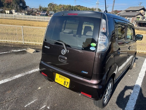 日産　モコ