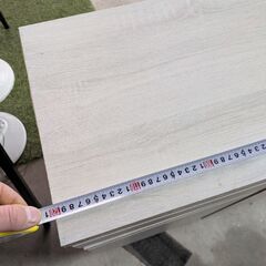 カウンターテーブルの画像