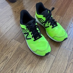 ニューバランス　ハンゾー24センチの画像