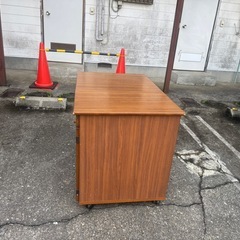 折りたたみダイニングテーブルの画像