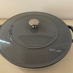 【受渡先決定済】ストウブ鍋(28cm)の画像