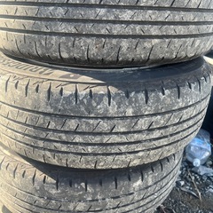 30プリウス純正タイヤ４本の画像