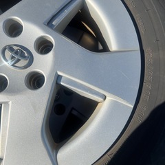 30プリウス純正タイヤ４本の画像