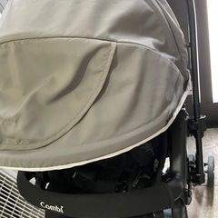 コンビ　ベビーカーの画像