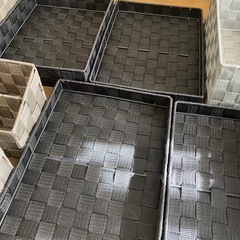 ニトリ　カゴ　ベージュ系の画像