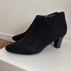 ロペピクニックのブーツの画像