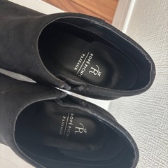 ロペピクニックのブーツの画像