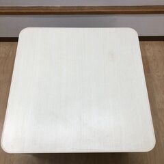 stp-3672　こたつ　ホワイト　スクエア　70×70　正方形　座卓　白　天板リバーシブル　手元スイッチ付　出力調整可　リビングこたつ　ローテーブル　コタツ　炬燵　暖房器具　2018年製　ジュリバS　ニトリの画像
