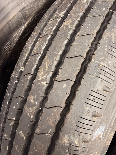 ヨコハマ　SUPER STEEL RY108  195/85R16 114/112 ４本 ヨコハマ SUPER STEEL RY108 195/85R16 114/112 4本の通販はau PAY