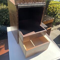 リサイクルショップどりーむ天保山店　No5425 小棚　ミニサイズ　小物入れ　鏡付きの画像