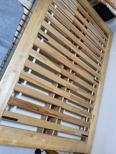 IKEA ダブルベッドフレーム／140×200cm／収納付き