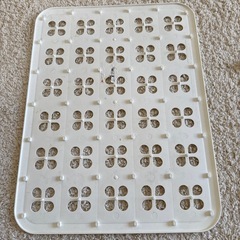 【0円】シンク下で使用していたプラスチックマットの画像