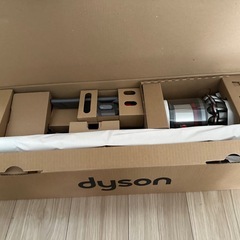 【新品未使用】Dyson Cyclone V10 Fluffy SV12FFLF ダイソン掃除機の画像