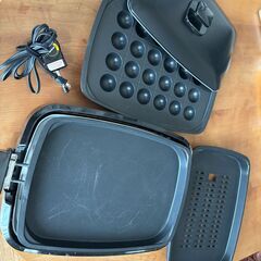 【2021年製】アイリスオーヤマ・ホットプレート（全部揃い）の画像