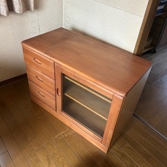 テレビ台の画像