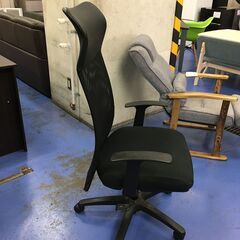 ★リユースのサカイ横浜南店★YM1731  一人掛けチェア ブラック W50.5×D54×H114～121 クリーニング済みの画像