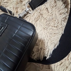 新古品になります！ダンヒルメッセンジャーバッグの画像