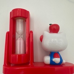 Sanrio（サンリオ）砂時計　キティ　横10×奥行き3㎝×高さ9㎝　インテリア　リンゴ　雑貨の画像
