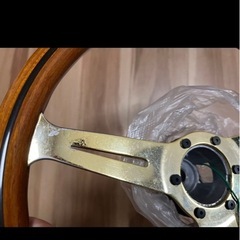 ナルディ　ステアリング　ウッド　ランクルの画像