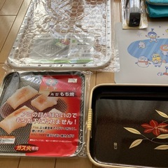 キッチン　調理器具　タッパー　もち焼　エッグスライサーほか　まとめ売りの画像