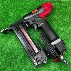 MAX HA-38F3(D) 高圧フロアタッカー【船橋馬込店】【店頭取引限定】【中古】管理番号：IT7P2SJVHMVRの画像