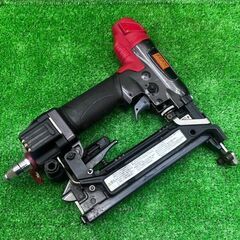 MAX HA-38F3(D) 高圧フロアタッカー【船橋馬込店】【店頭取引限定】【中古】管理番号：IT7P2SJVHMVRの画像