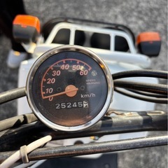 【今年中購入の方お値下げします
】ズーマーの画像