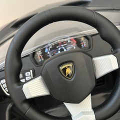 電動自動車玩具ランボルギーニの画像