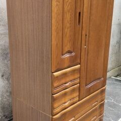 衣類 収納タンスの画像