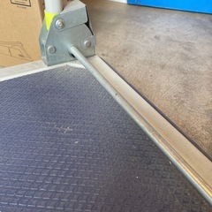 大きな台車の画像