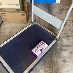 大きな台車の画像