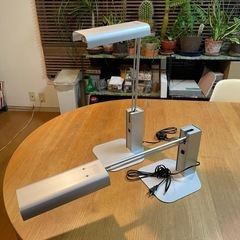 冷蔵庫+ストッブ＋ランプ2台の画像