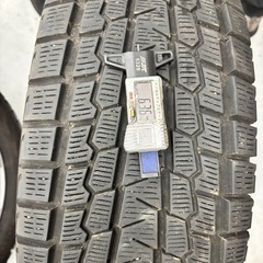 スタッドレスタイヤ19インチの画像