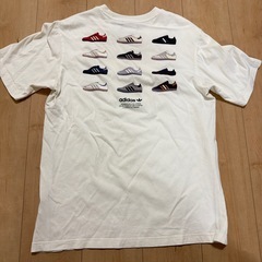 adidas 白Tシャツの画像