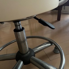 昇降イス
の画像