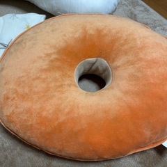 授乳クッションと円座クッションの画像