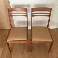 家具屋で購入、2個セット、ダイニングチェアーの画像