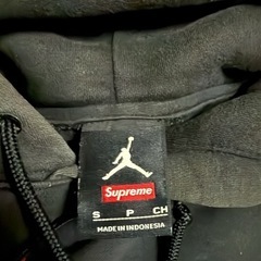 supreme   jordan コラボパーカーの画像
